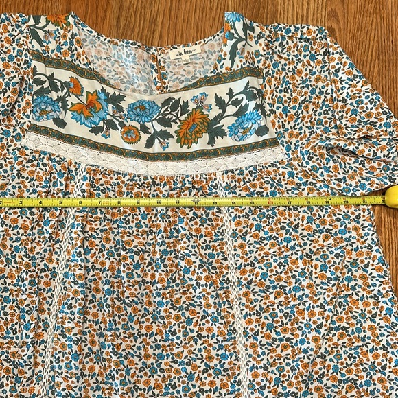 In Loom Short Sleeve Rayon Blouse Boho Floral Crocheted Lace Insert Ruffle L - Picture 5 of 5